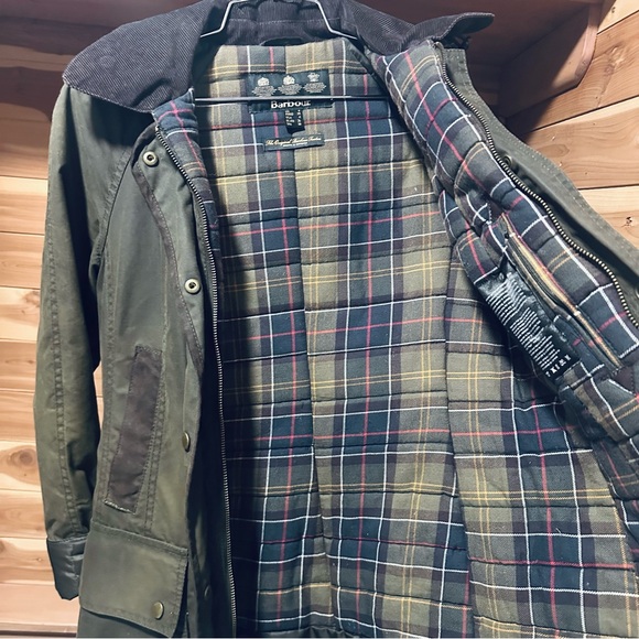 Barbour Olive Utility Jacket with Hood - Picture 8 of 11
